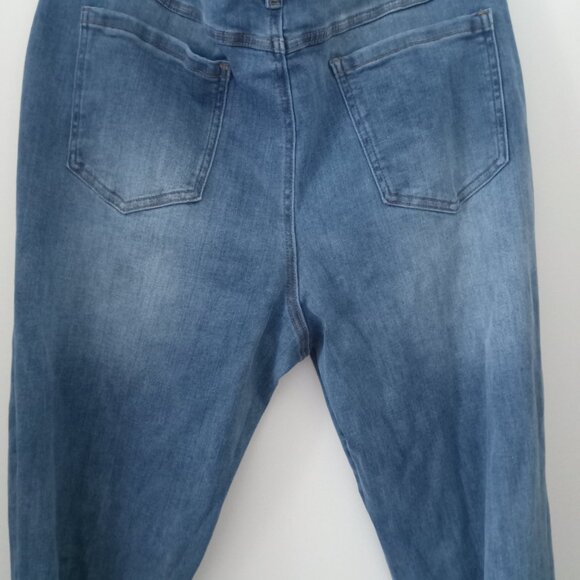 Audrey Mid-Rise Micro Flare jeans by Tribal Jeans - Picture 4 of 4